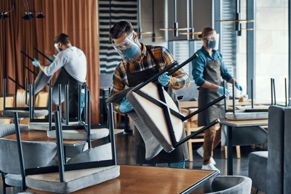 restaurant cleaning service - Complete Cleaning & Maintenance